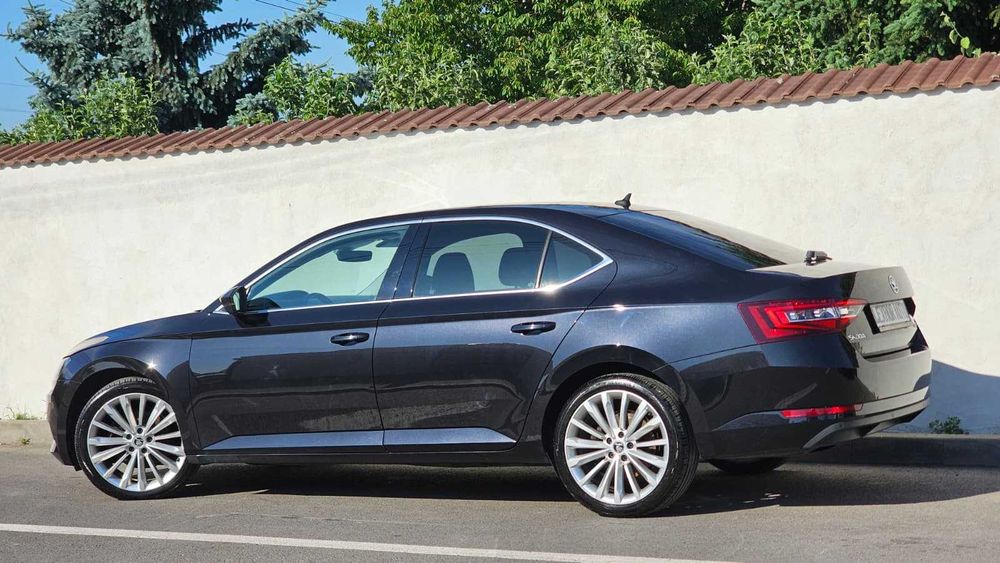SKODA Superb 2017 — imagine 5