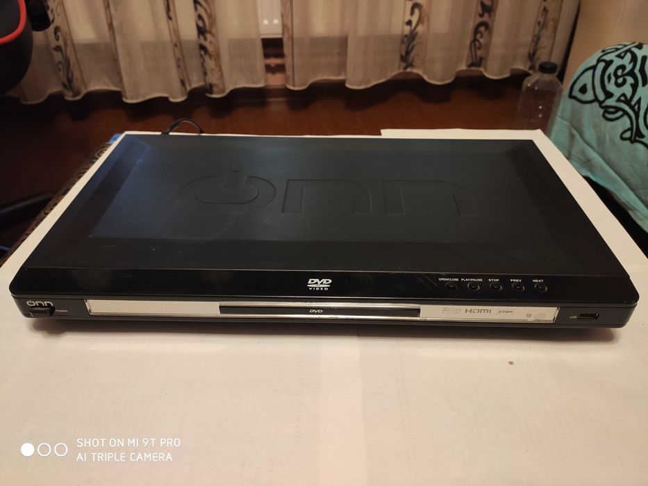 ONN hdmi DVD Player SW2411A-DIVX
