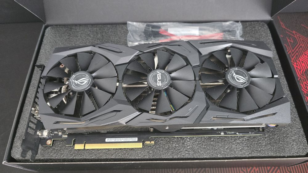Vând placa video RTX 2070 8GB