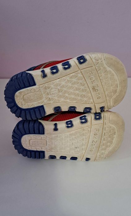 Обувки Chicco, номер 19