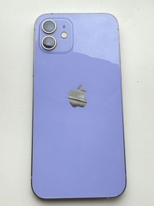 Продам Айфон 12 оригинал