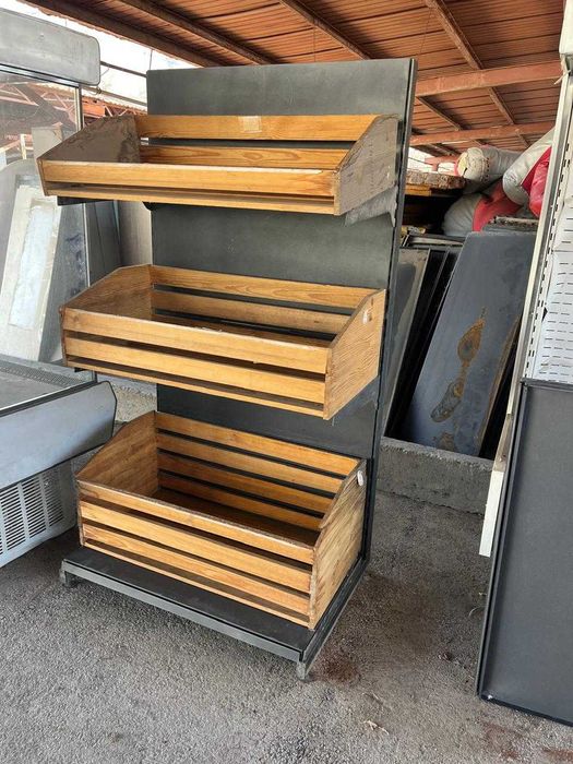 Cтеллажи разных категорий и размеров