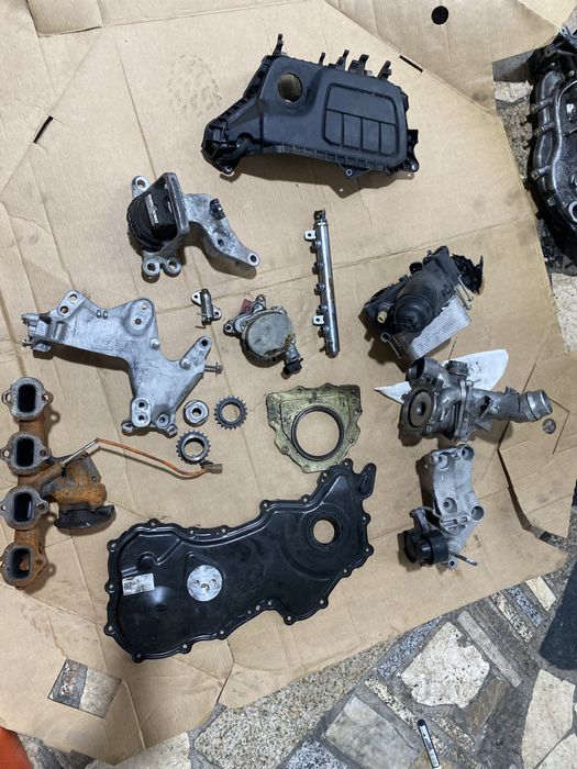 Anexe motor renault 1.6 dci 160cp capac tampon suport galerie pompa