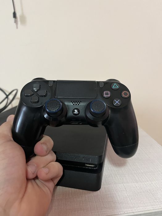 PlayStation 4 500GB