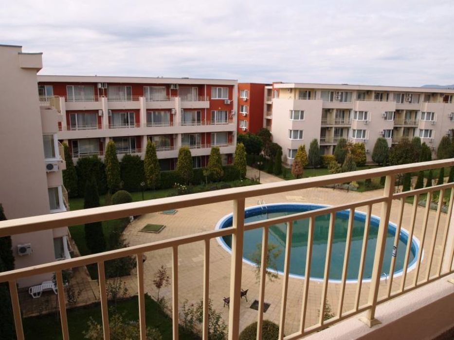 Продава се Двустаен апартамент в к.к. Слънчев бряг - 70 кв.м за 765 €/кв.м - Снимка #11