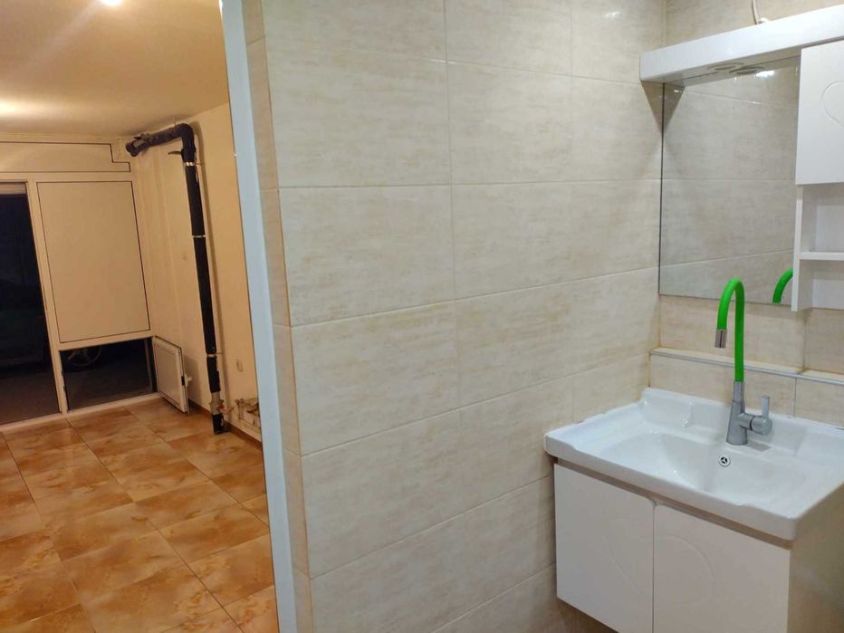 20 кв. м помещение с оборудвана баня, над BILLA 1