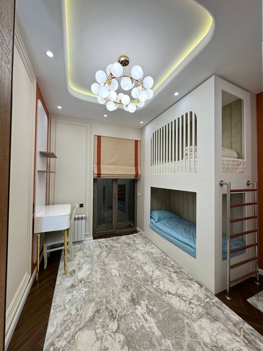 Терассали квартира сотилади