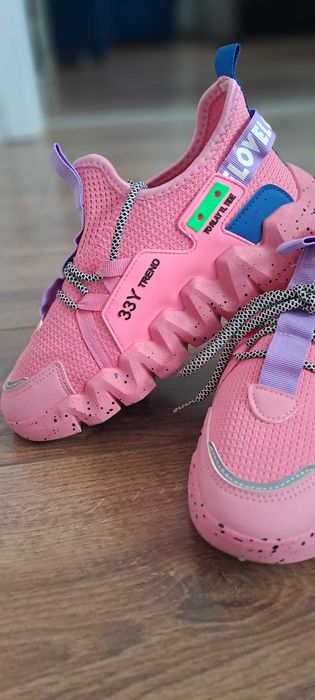 39 номер яки розови маратонки