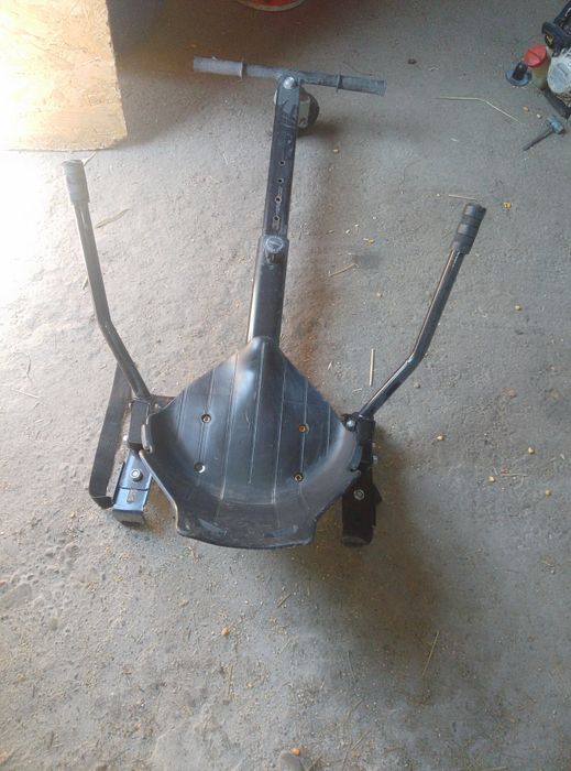 Vând scaun pentru hoverboard