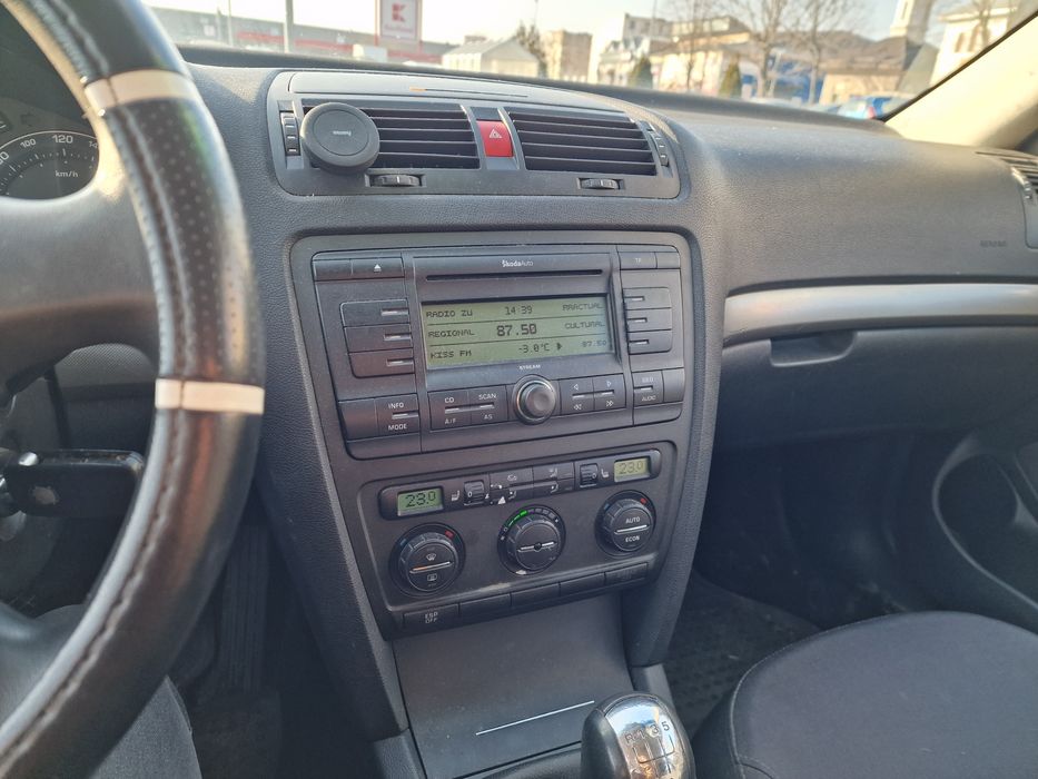 Skoda Octavia 2 1.6FSI 115Cp