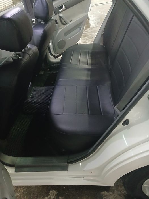 Lacetti 1.8  sotiladi