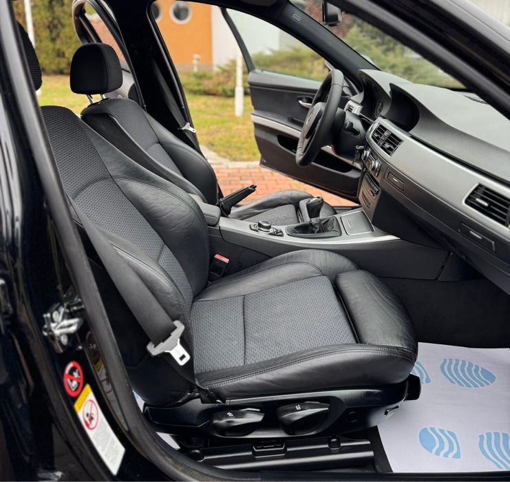 BMW Seria 3 E90 LCi 2009 / 2.0d/ Pachet M/ Euro 5/ Bi-Xenon