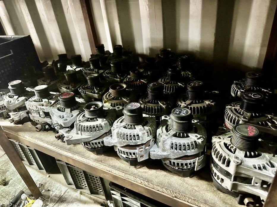 Генераторы Тойота Лексус авторазбор