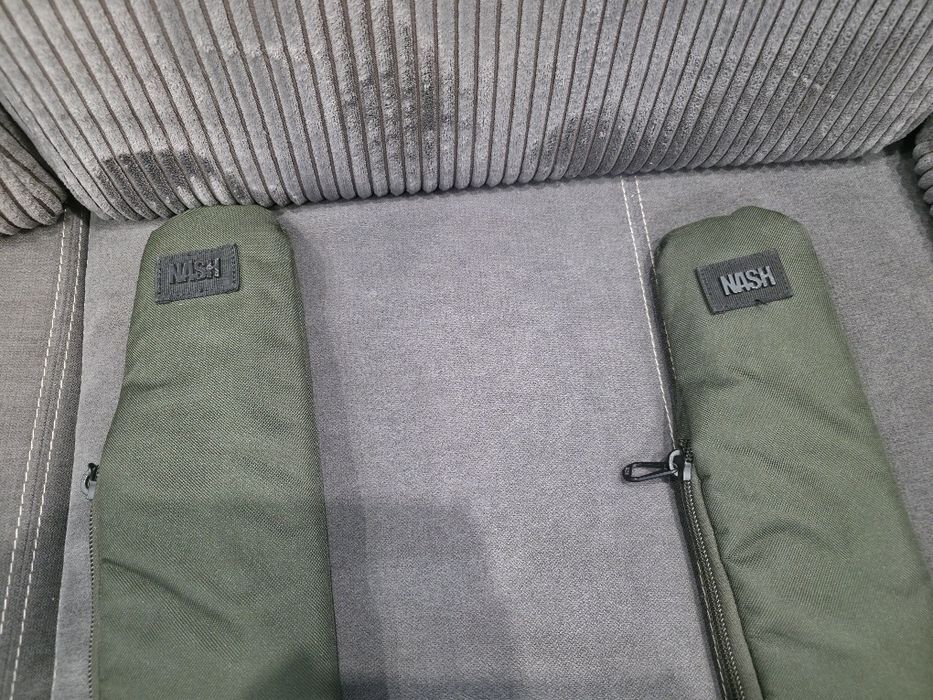 2бр Шаранджийски въдици Avid Exodus Pro 12ft 3.5lb и 2бр калъфи Nash.