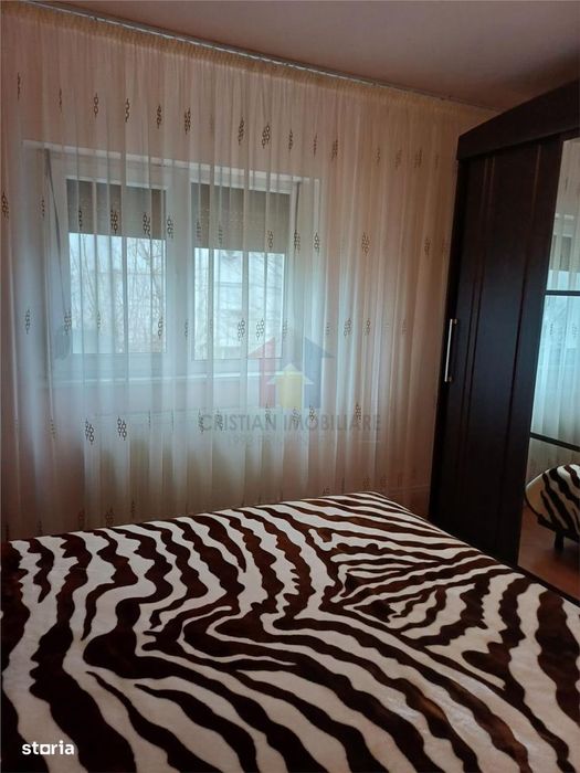2 camere Confort 1 Decomandat, etaj 3, Renovat, Radu Negru — fotografia 1