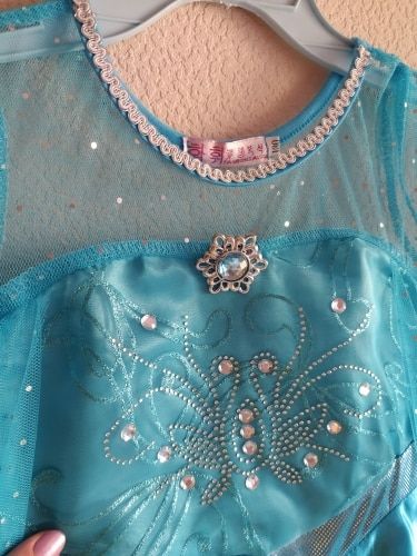 Rochie rochita printesa Elsa NOUA 4,5 ani