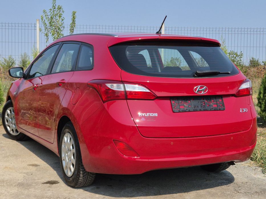 HYUNDAI i30 2014 — imagine 3