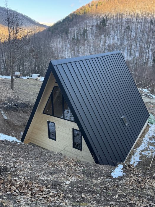 Constructii cabane A-Frame si case Modulare din lemn