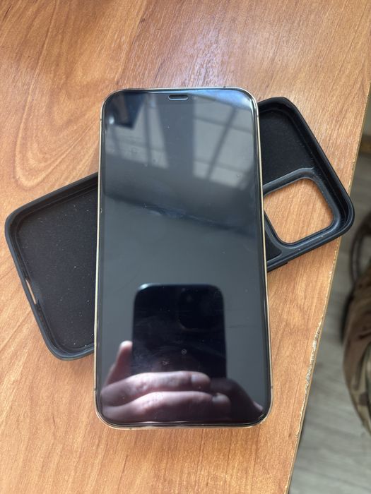 Срочно айфон 12 про