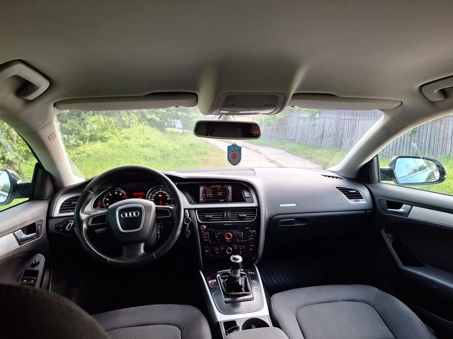 Audi A5 2.0 TFSI Quattro (211 CP) / 2 seturi anvelope