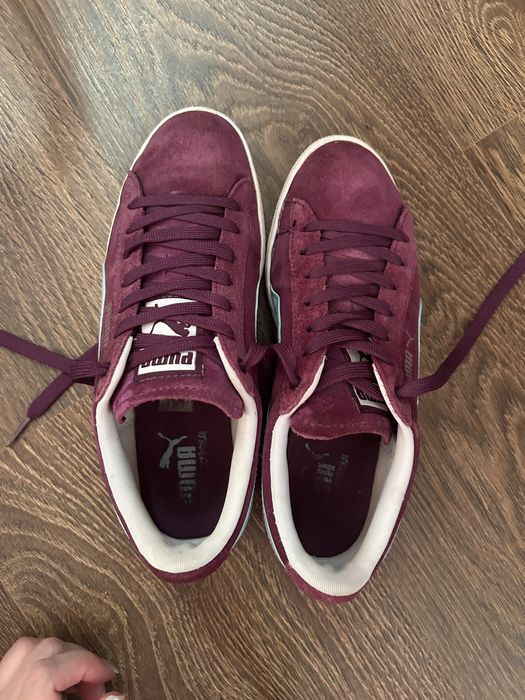 Tenisi Puma din piele intoarsa naturala