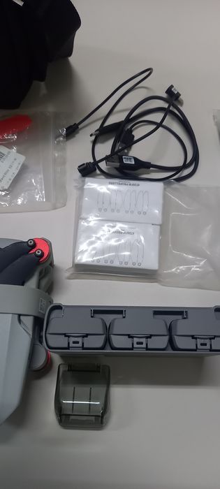 Dronă dji mini 2 se