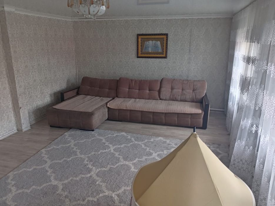 Продам дом  район магазин Казахстан