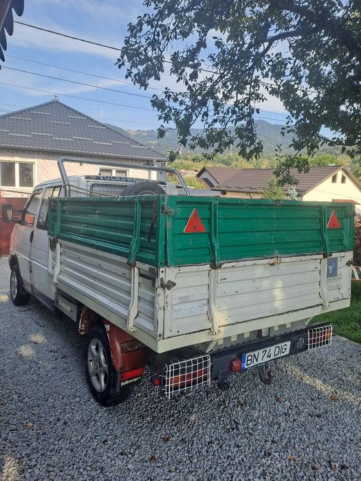 Vând camionetă Volkswagen 4x4