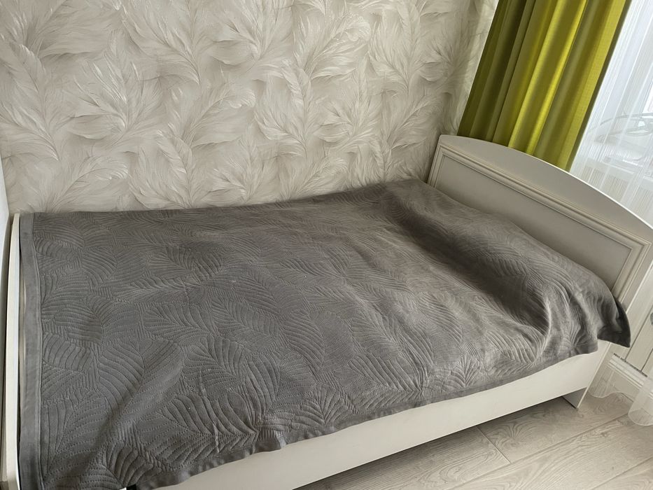 Продам кровать 120/200