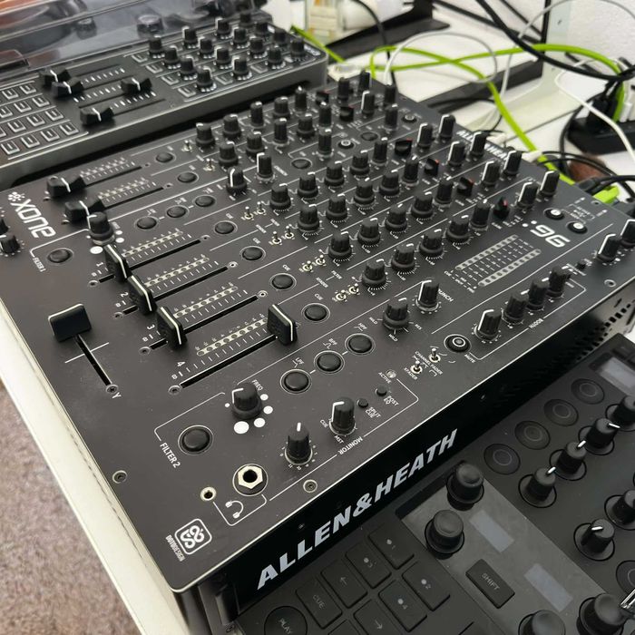 Allen & Heath XONE 96