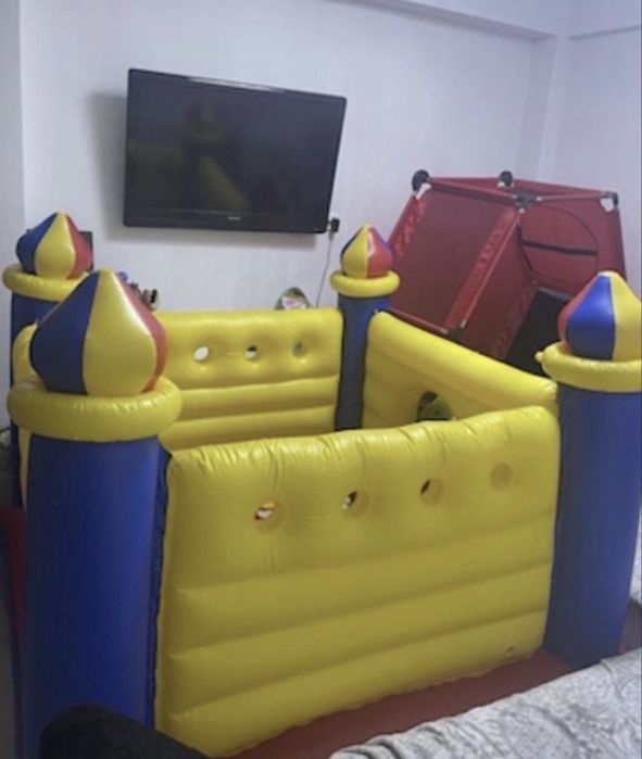 Castel gonflabil copii