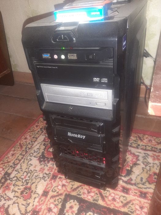 Компьютер в отличном состоянии полный комплект