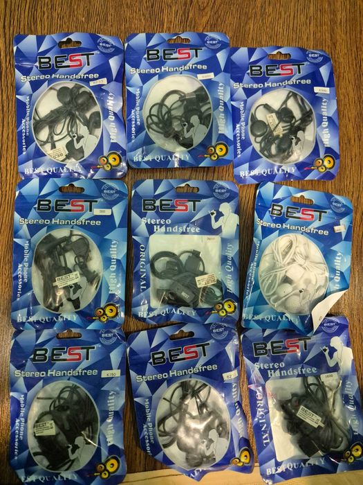 Nokia Naushniklar Chexollar sotiladi