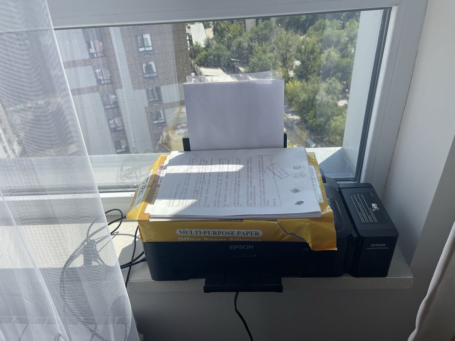 Продам принтер Epson L132