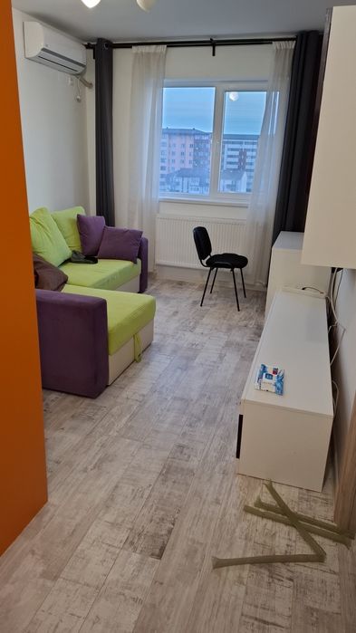 Inchiriez garsoniera str Tineretului nr 63