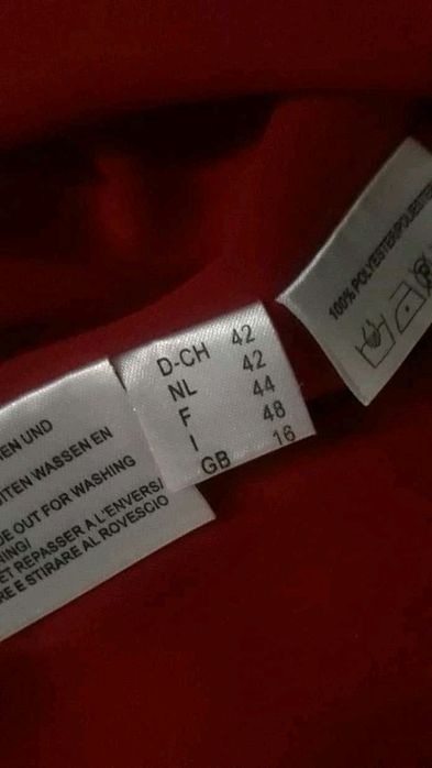 Rochie ocazie! Culoarea macului...