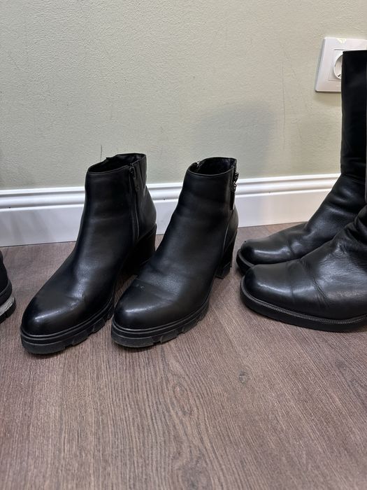 Продам женские зимние сапоги