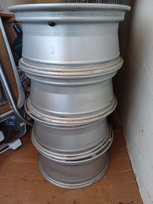 Диски на Тойота Королла Цена 160к торг есть