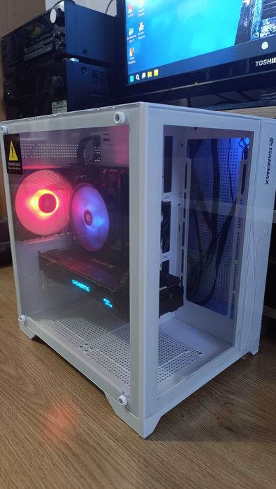 компютър за игри - Core i5-9500 - GTX 1070 8GB - 16GB DDR4 - SSD - HDD