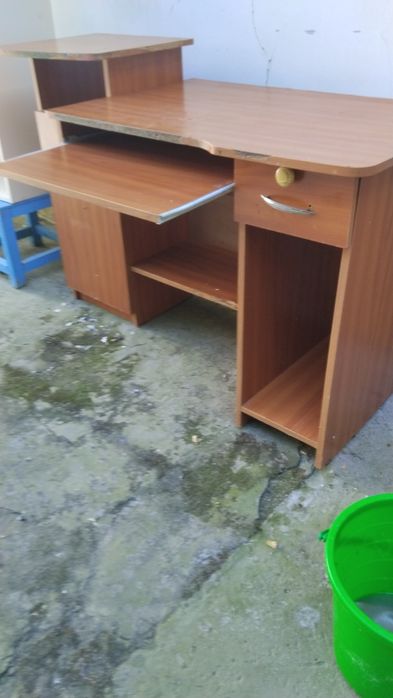 Уй ёки офис учун мўлжалланган,  компьютер столи с