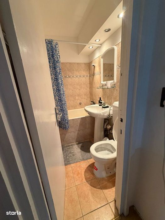 Apartament 2 camere, Romanilor etaj intermediar