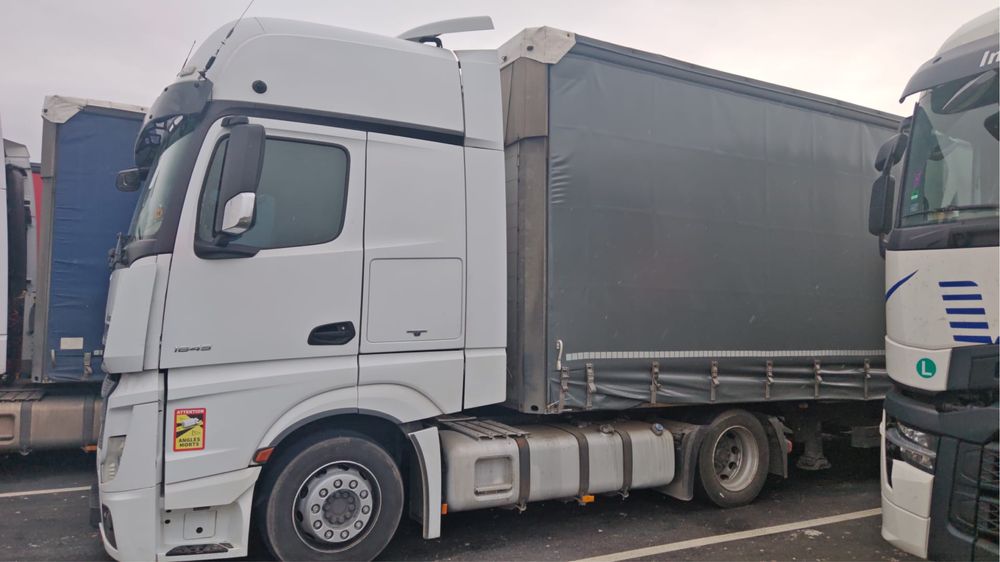 Mercedes Actros 1845