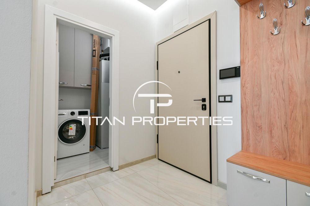 Тристаен за продажба в ж.к. Кръстова вада