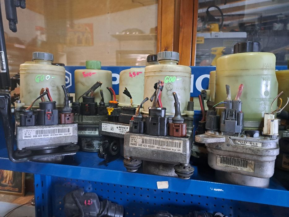 Pompă servodirectie TRW Vw Audi Skoda Focus Dacia Renault