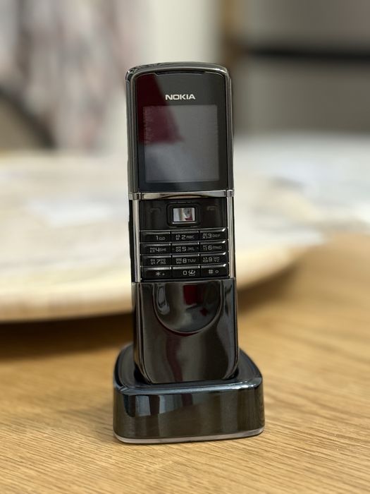 Nokia Nokia 8800D Sirocco (luna) Black САПФИР