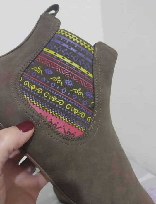 Ghete dama ca noi cu model tradițional