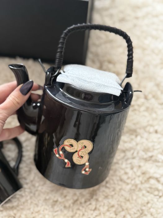 Сервиз с японски елементи