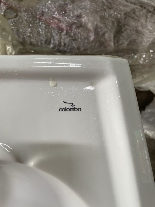 Раковина с ножкой б/у