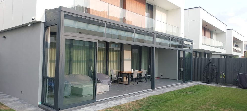 Închideri Terase/Pergole cu sticlă - Glinsată, Ghilotină, Pliantă.