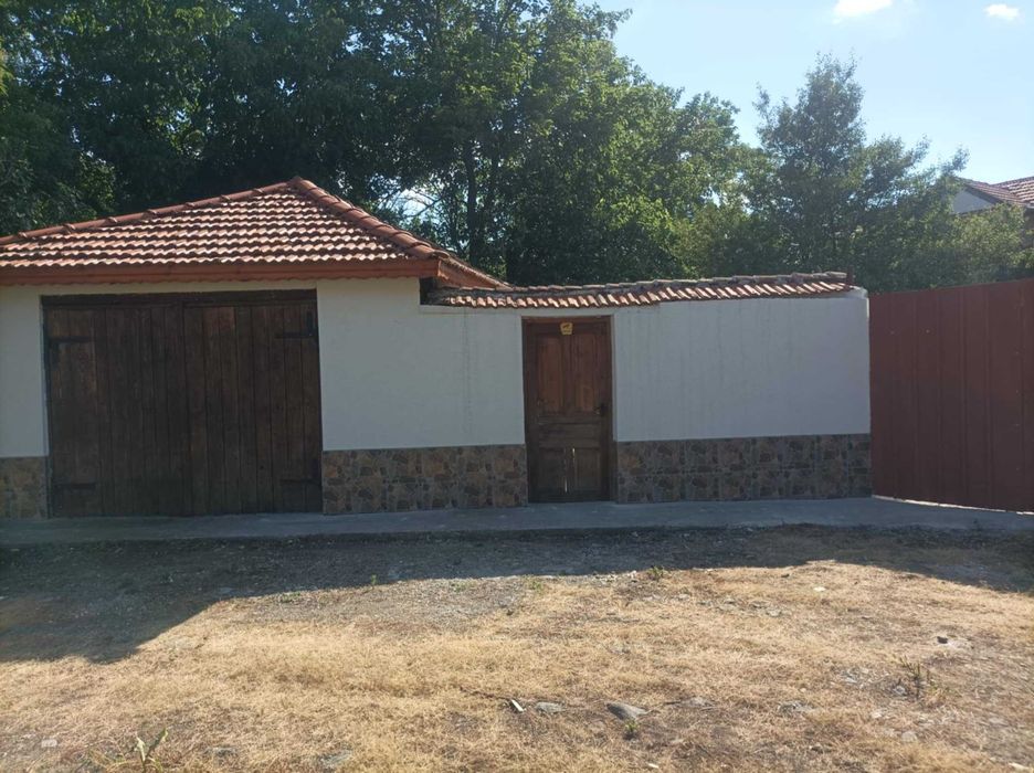 Продава се Къща в Пловдив, Индустриална зона - Тракия - 110 кв.м за 860 €/кв.м - Снимка #1